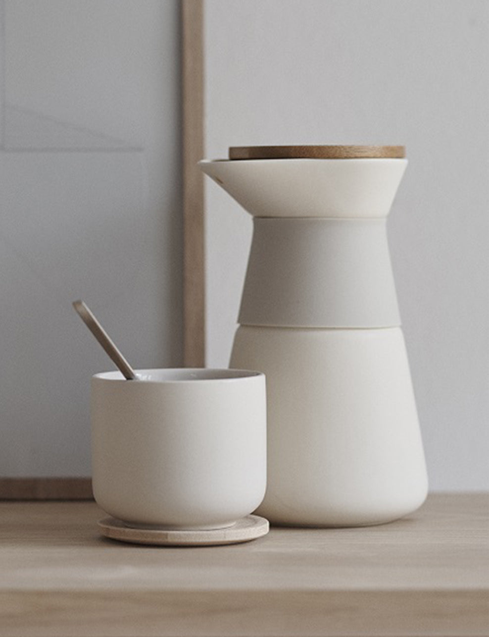 Stelton Theo teapot warmer, sand